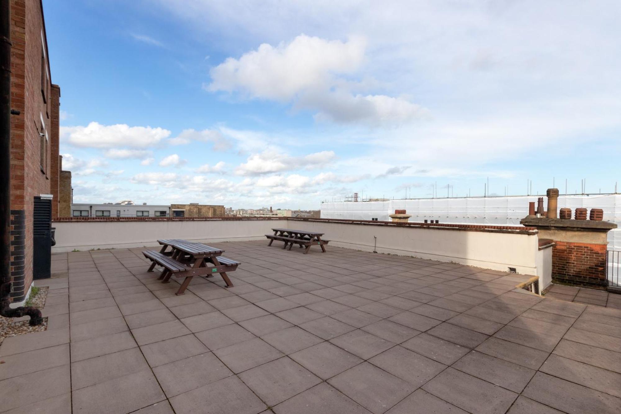 2 Bed Bethnal Green Penthouse ลอนดอน ภายนอก รูปภาพ